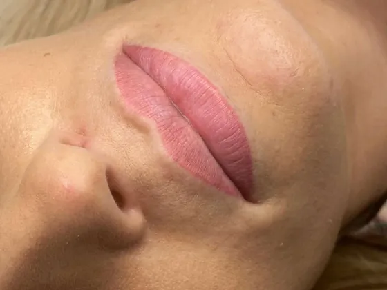 Makijaż permanentny ust Piła — efekt gojenia, Beauty Station